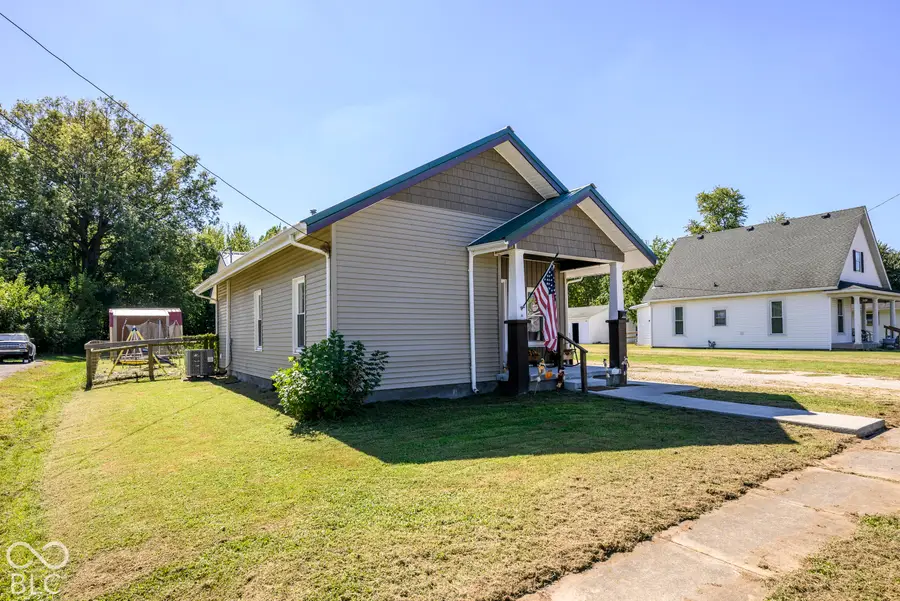 407 Moore Street, Crothersville, IN 47229 - #3