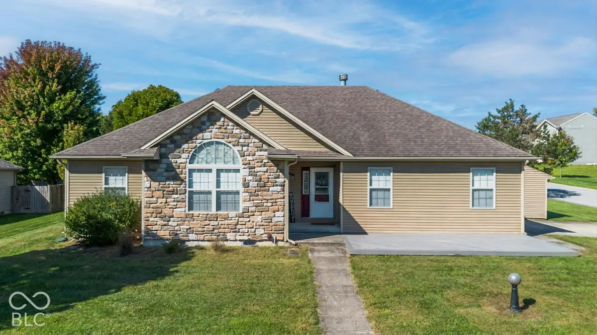2230 Roaming Hills Drive, Richmond, IN 47374 - #1