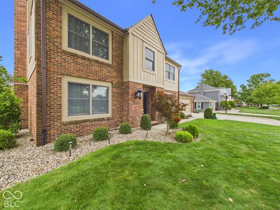 2106 Hillcrest Avenue, Anderson, IN 46011 - #3