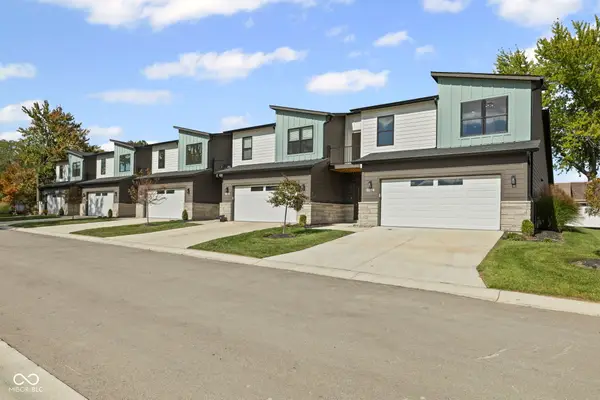 5892 Harbour Town Drive, Noblesville, IN 46062