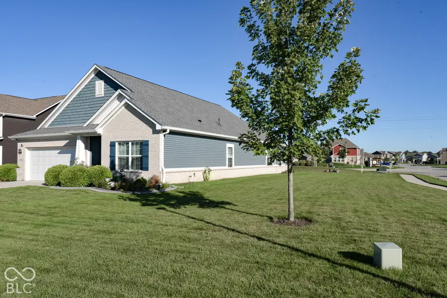 6798 W Wintergreen Court, McCordsville, IN 46055 - #2