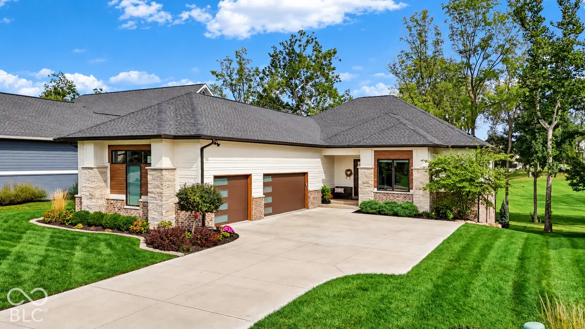 3685 Olde Well Run, Zionsville, IN 46077 - #1