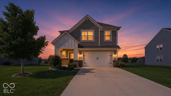 2450 Dixon Creek Drive, Whitestown, IN 46075