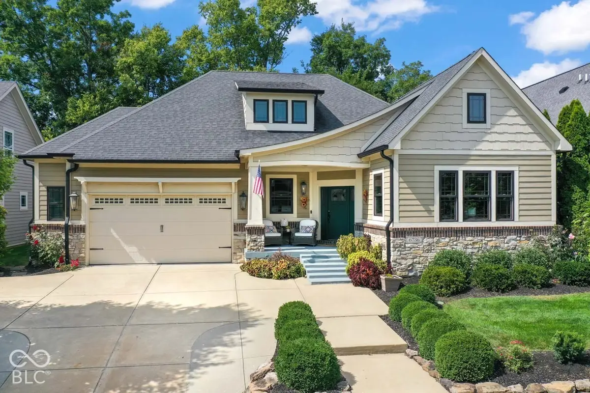 6736 W Stonegate Drive, Zionsville, IN 46077 - #1