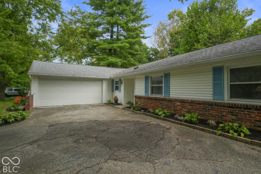 7337 Woodside Drive, Indianapolis, IN 46260 - #3