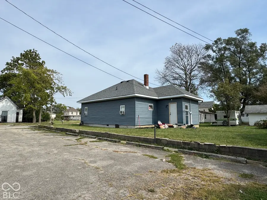 903 E 5th, Muncie, IN 47302 - #3