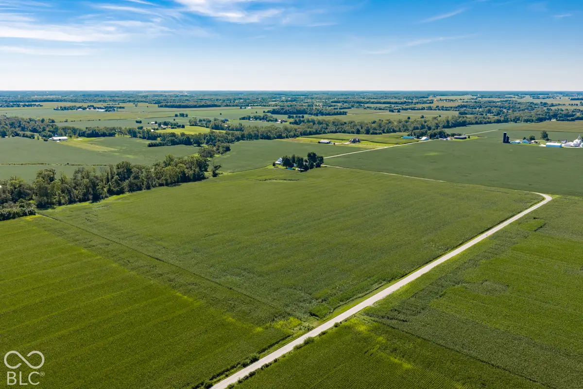 125 W South, Greenfield, IN 46140 - #1