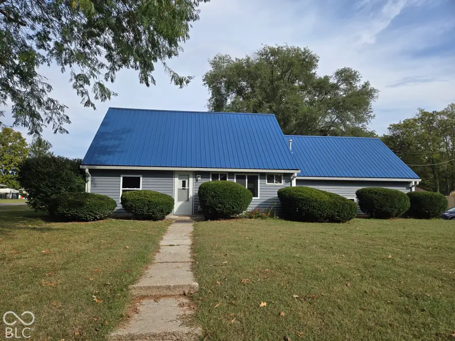 145 S Hill Avenue, Knightstown, IN 46148 - #2