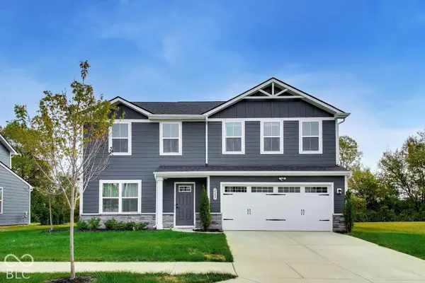 2289 Holiday Creek Drive, Whitestown, IN 46075