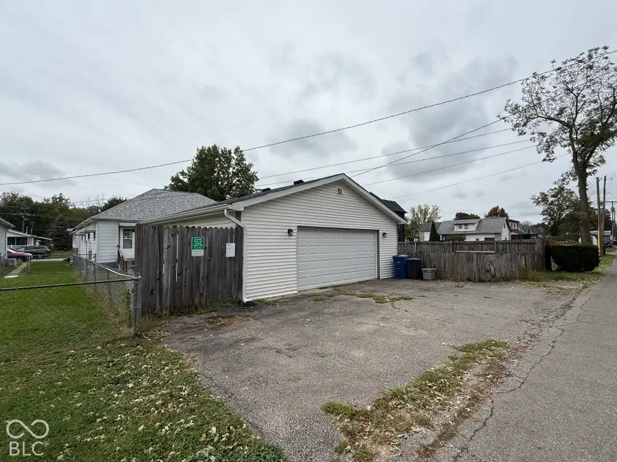 515 W Mechanic Street, Shelbyville, IN 46176 - #3
