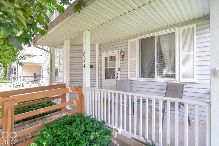 624 W Washington Street, Shelbyville, IN 46176 - #3
