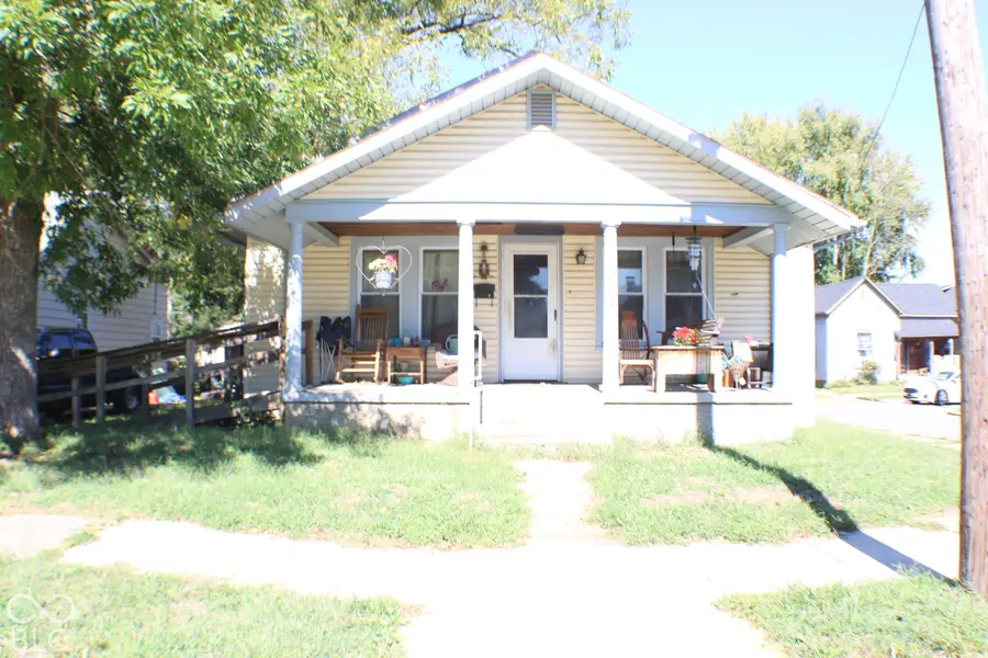 602 W Franklin Street, Shelbyville, IN 46176 - #2
