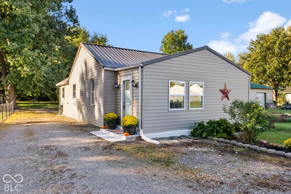 9193 E County Road 600 N, Forest, IN 46039 - #1