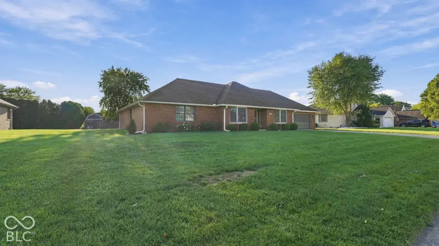 842 Deerfield Road, Anderson, IN 46012 - #2