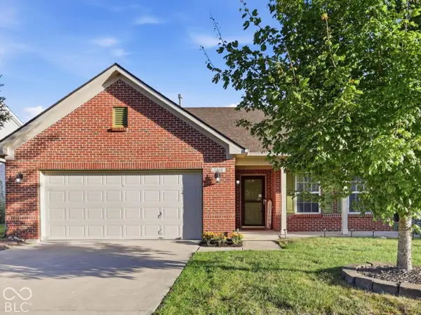 5868 W Deerview Bend, McCordsville, IN 46055
