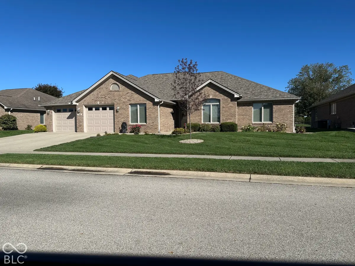 5066 W Quincy Court, Columbus, IN 47203 - #1