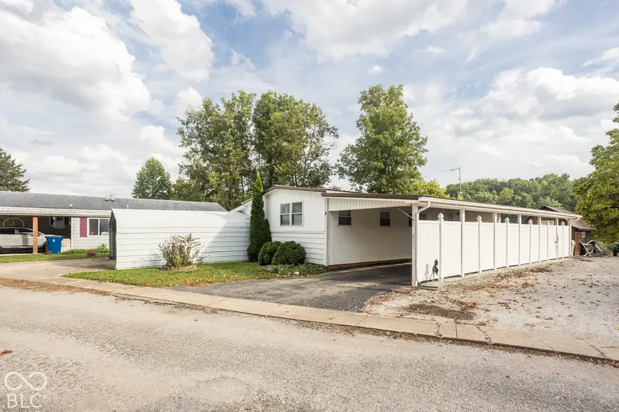 2005 Van Bibber Lake Estates, Greencastle, IN 46135 - #2
