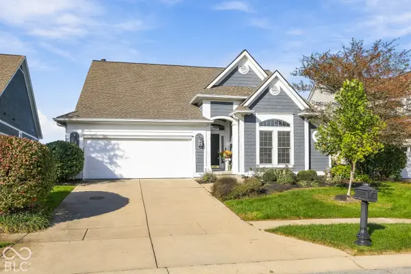 11480 Lake Stonebridge Lane, Fishers, IN 46037