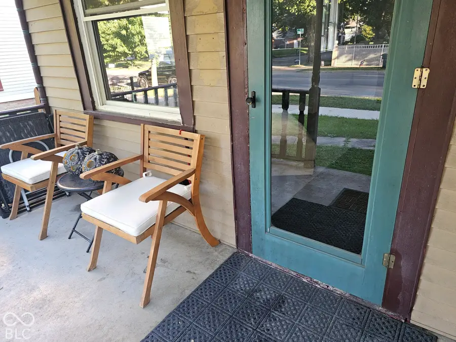 917 W 8th Street, Anderson, IN 46016 - #3