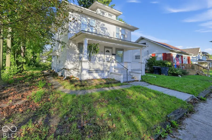 1031 College Street, South Bend, IN 46628 - #3