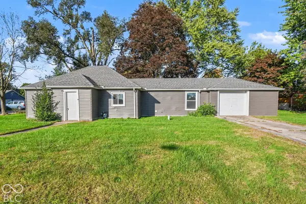 2433 Sanders Avenue, Elkhart, IN 46517