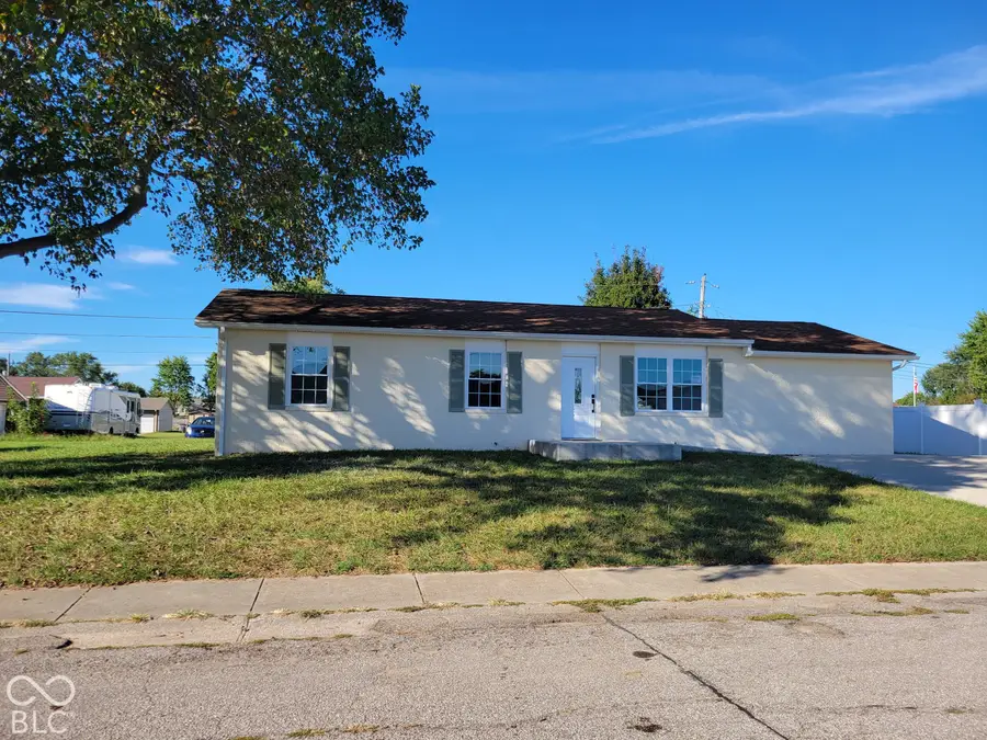 805 Holiday Drive, Seymour, IN 47274 - #2