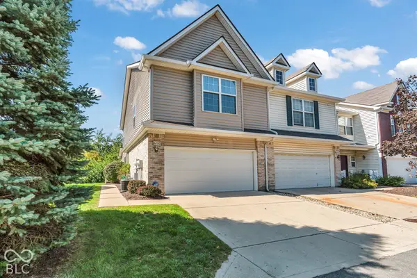 6250 Bishops Pond Lane, Indianapolis, IN 46268
