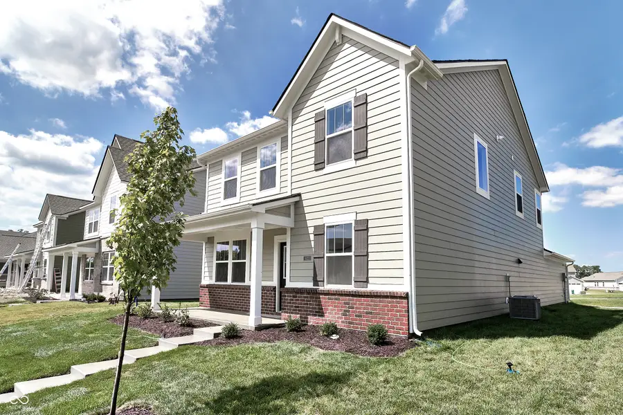 422 Eisenhower Street, Fortville, IN 46040 - #2