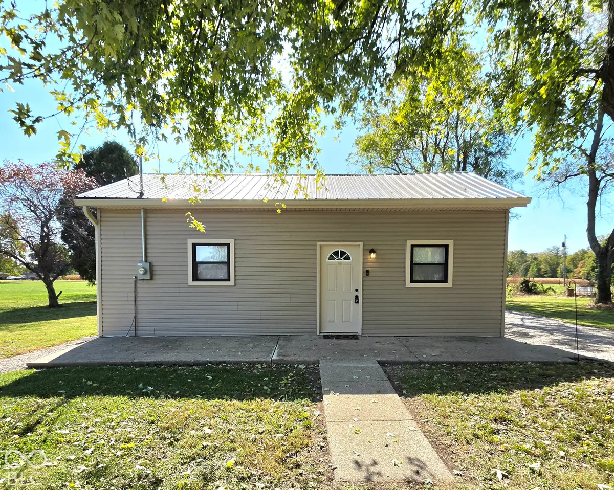 405 W Pearl Street, Waldron, IN 46182 - #1