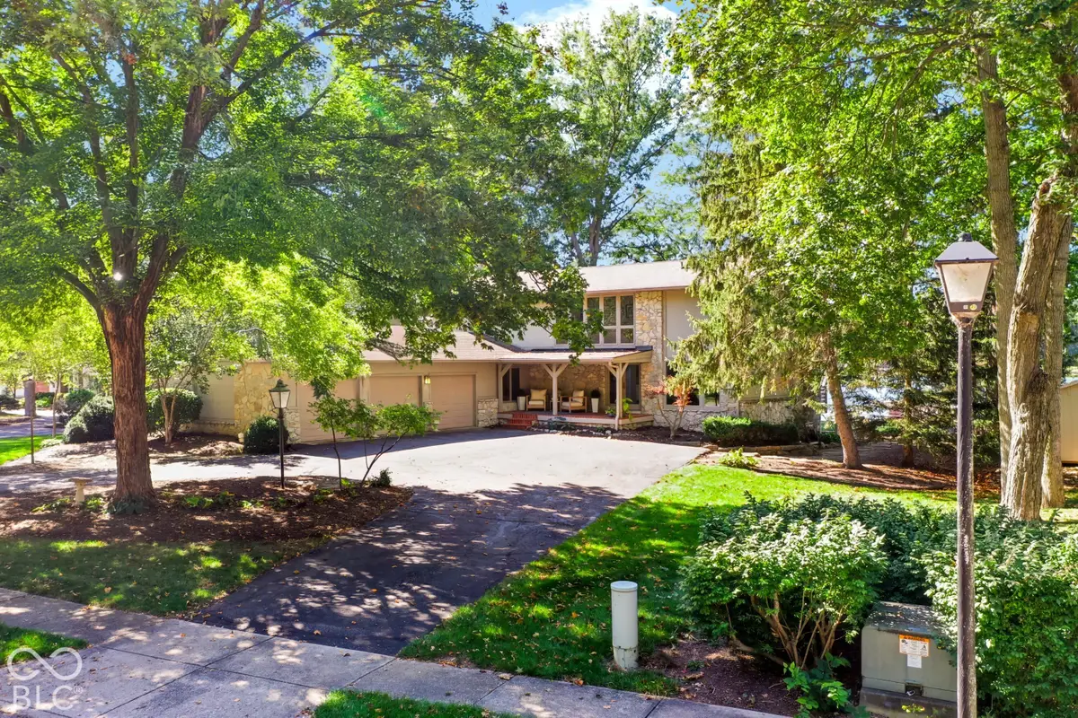 11122 E Lakeshore Drive, Carmel, IN 46033 - #1