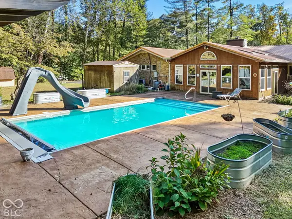 2500 S Edgewood Cove, Martinsville, IN 46151