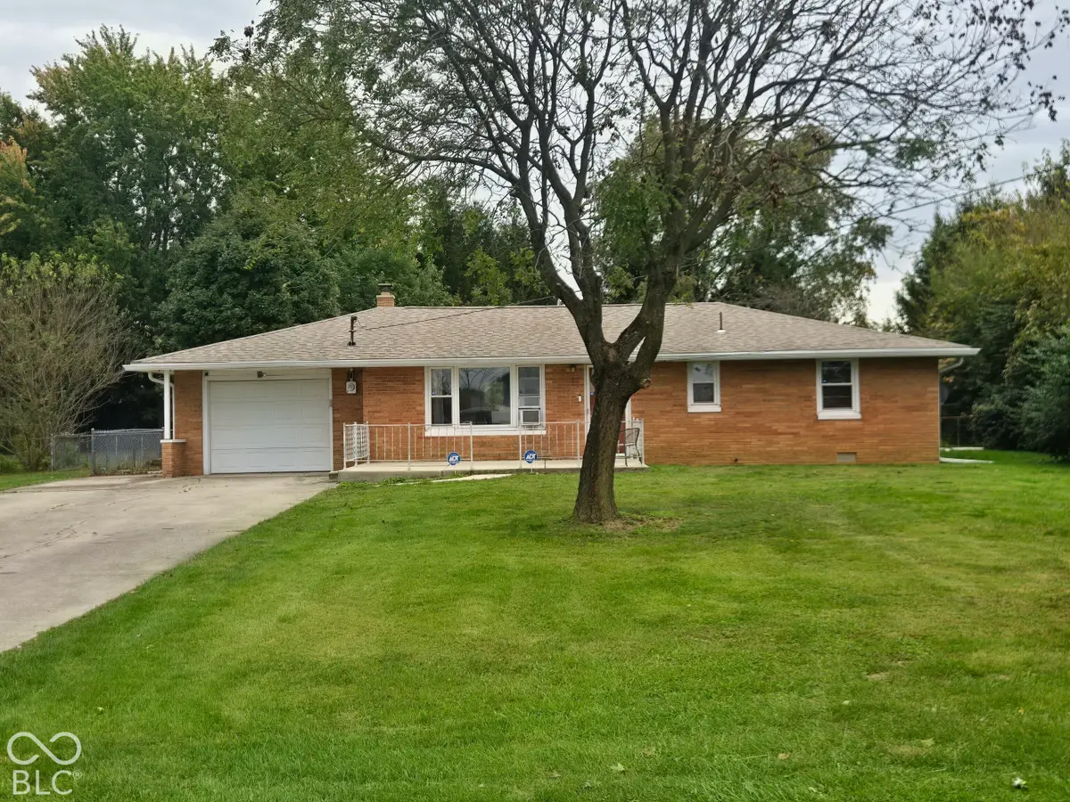 6720 S County Road 800 W, Daleville, IN 47334 - #1