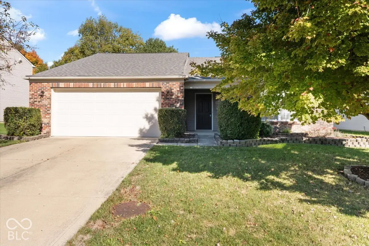 6612 Greenspire Place, Indianapolis, IN 46221 - #1