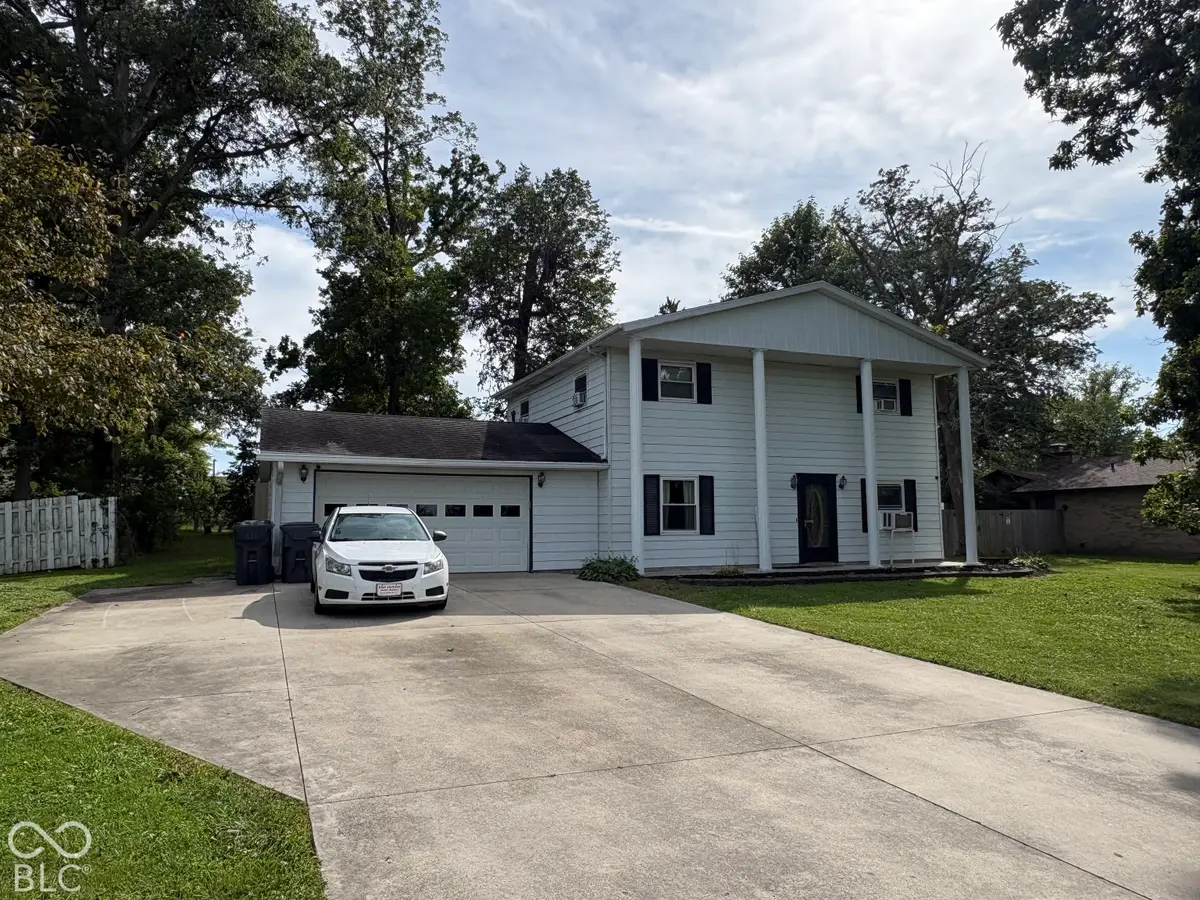 402 E Jackson Street, Farmland, IN 47340 - #1