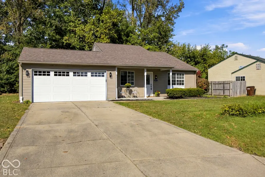 2370 Farmstead Drive, Columbus, IN 47201 - #3