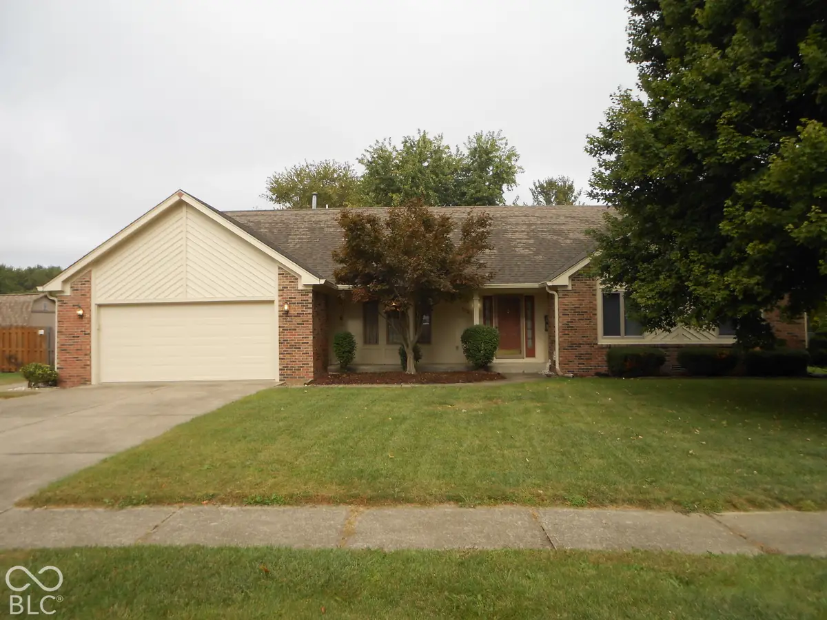 552 Echo Bend Boulevard, Greenwood, IN 46142 - #1