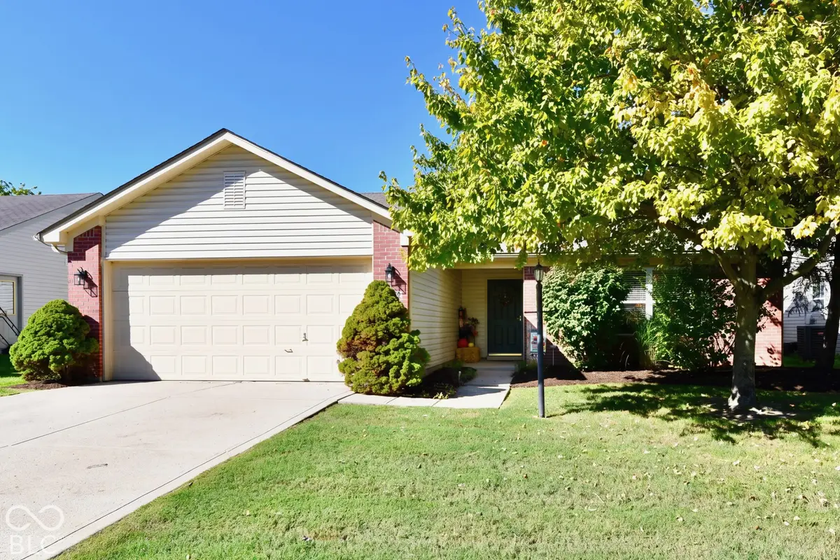 18857 Prairie Crossing, Noblesville, IN 46062 - #1