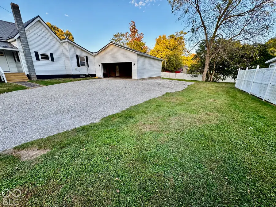 806 Mill Street, Crawfordsville, IN 47933 - #3