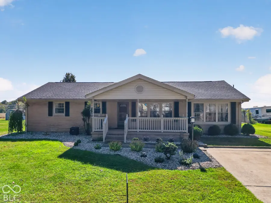 10847 E Greendale Drive, Seymour, IN 47274 - #2