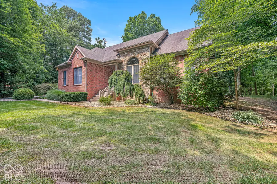 1332 S Oak Ridge Lane, Crawfordsville, IN 47933 - #3