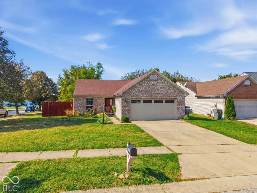 8440 Armistead Ln, Indianapolis, IN 46227 - #3