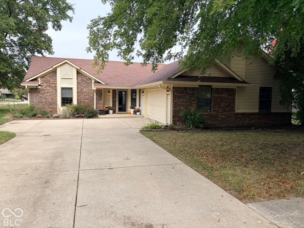 6316 Muirfield Way, Indianapolis, IN 46237 - #1