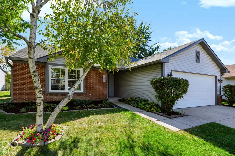 517 E Pine Ridge Drive, Westfield, IN 46074 - #2