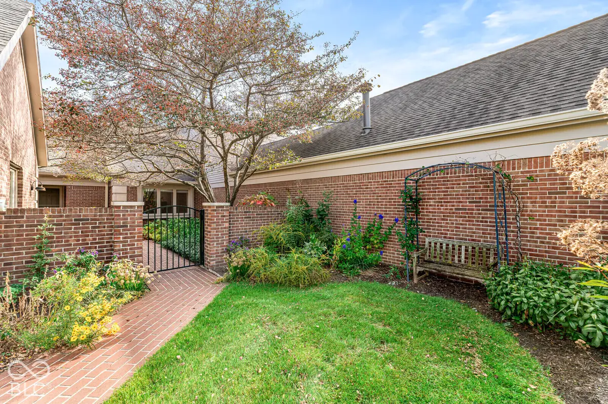 214 Olde Mill Cove, Indianapolis, IN 46260 - #1