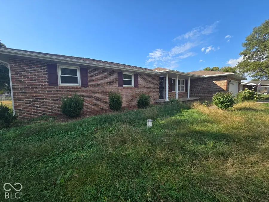 2861 E Colonial Avenue, Terre Haute, IN 47805 - #3