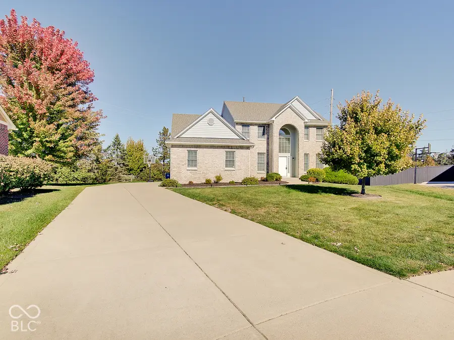 400 Lois Way, Carmel, IN 46032 - #2