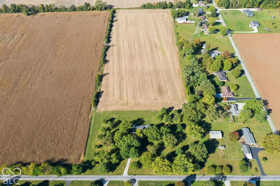 916 N 350 W, Greenfield, IN 46140 - #3