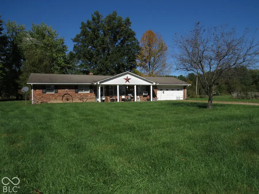 8870 W 450 S, Columbus, IN 47201 - #2