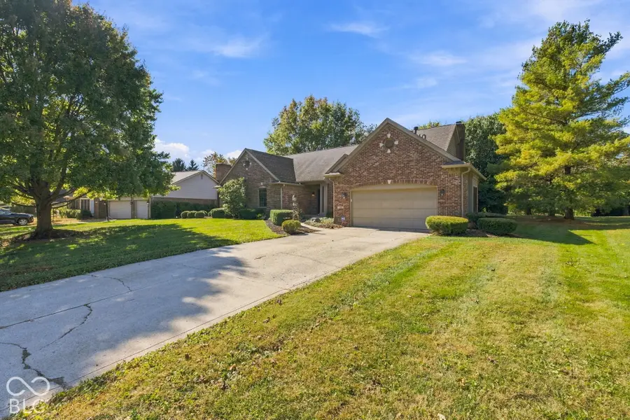 1825 Continental Drive, Zionsville, IN 46077 - #2