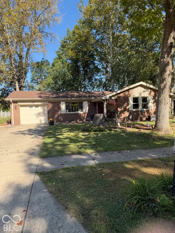 465 Autumn Lane, Greenwood, IN 46143